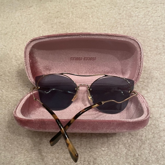 Mini miu sunglasses